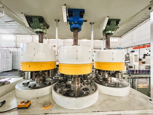 Buon prezzo Linea di produzione automatica di scatole rotonde da 1L a 60 cpm in linea
